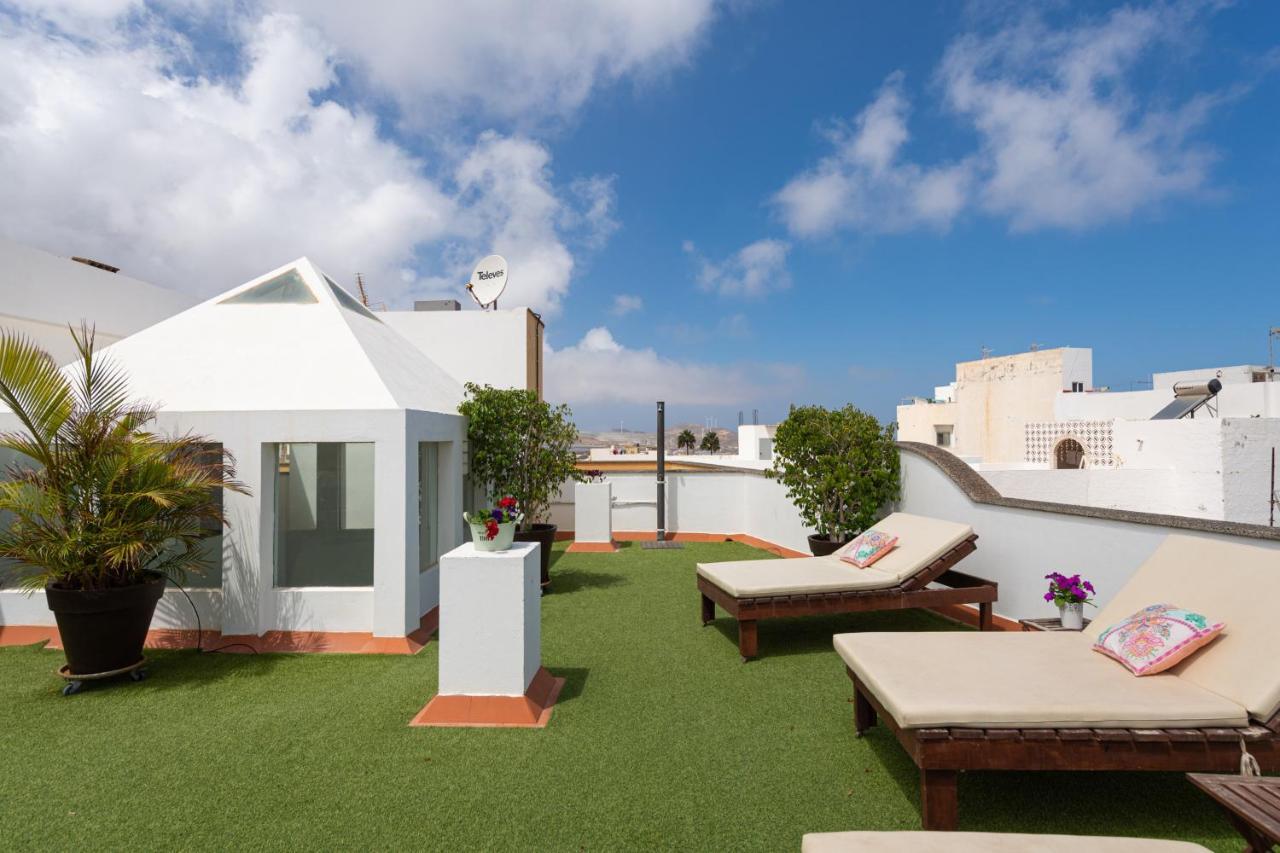 The Yellow House - Solarium - Climatized Pool Galdar Bagian luar foto