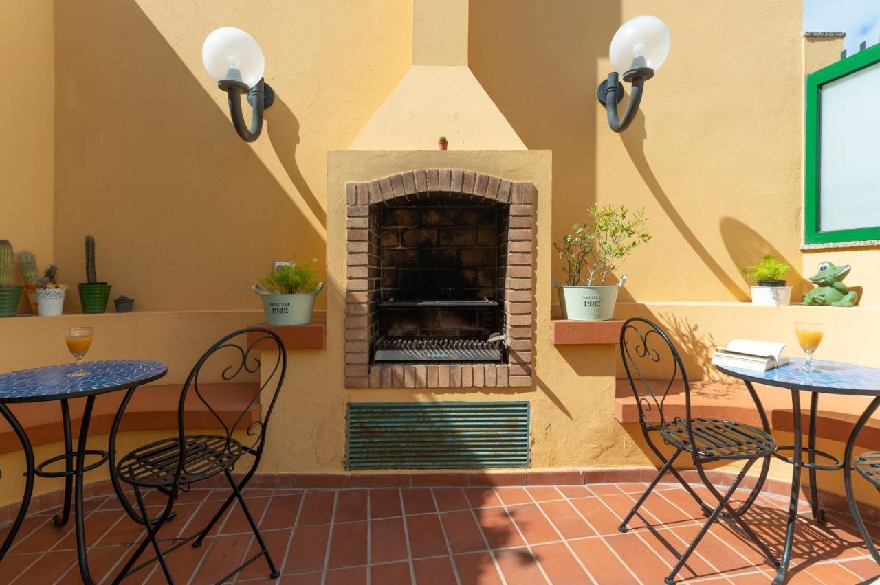 The Yellow House - Solarium - Climatized Pool Galdar Bagian luar foto